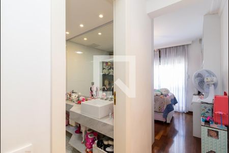 Apartamento à venda com 200m², 4 quartos e 4 vagasSuíte 2