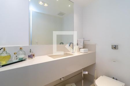 Apartamento à venda com 200m², 4 quartos e 4 vagasLavabo