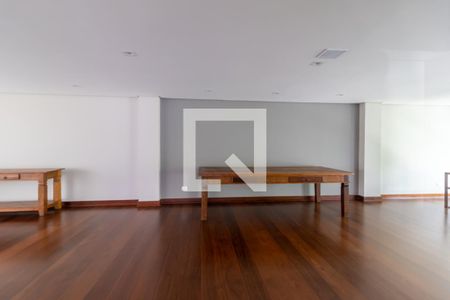 Apartamento à venda com 200m², 4 quartos e 4 vagasÁrea comum - Salão de festas