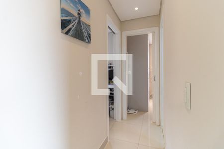 Corredor de apartamento para alugar com 2 quartos, 50m² em Vila Água Funda, São Paulo