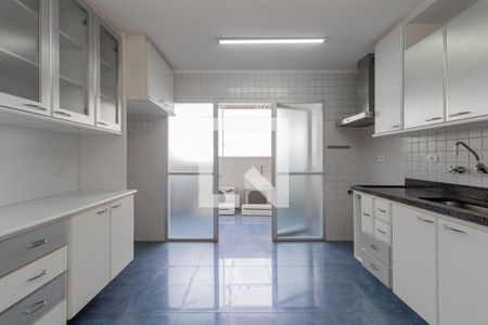 Cozinha de apartamento para alugar com 3 quartos, 159m² em Itaim Bibi, São Paulo