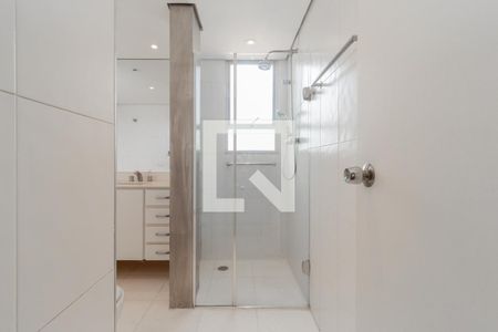 Apartamento para alugar com 159m², 3 quartos e 2 vagas Apartamento para alugar com 159m², 3 quartos e 2 vagasBanheiro Suíte