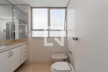 Apartamento para alugar com 159m², 3 quartos e 2 vagas Apartamento para alugar com 159m², 3 quartos e 2 vagasBanheiro 2