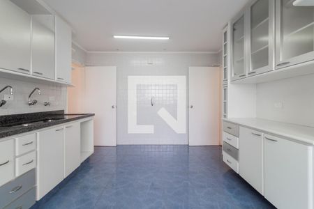 Apartamento para alugar com 159m², 3 quartos e 2 vagas Apartamento para alugar com 159m², 3 quartos e 2 vagasCozinha