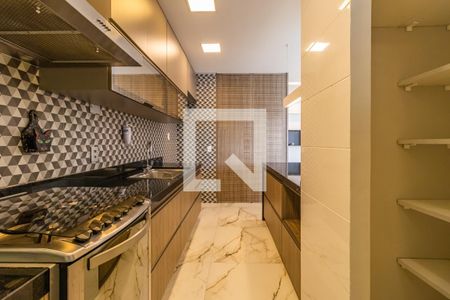 Cozinha de apartamento à venda com 3 quartos, 112m² em Empresarial 18 do Forte, Barueri
