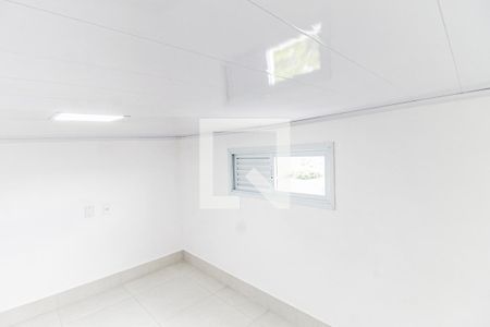 Quarto de kitnet/studio para alugar com 1 quarto, 35m² em Parque Maria Helena, São Paulo