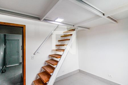 Sala de kitnet/studio para alugar com 1 quarto, 35m² em Parque Maria Helena, São Paulo