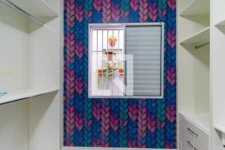 Casa à venda com 190m², 3 quartos e 2 vagasQuarto 2 - Closet