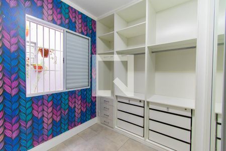Casa à venda com 190m², 3 quartos e 2 vagasQuarto 2 - Closet