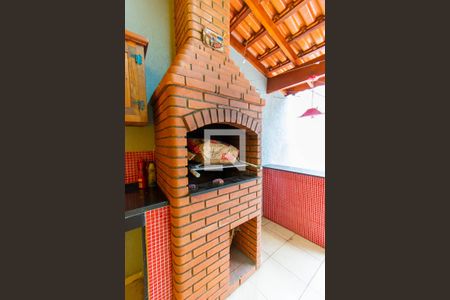 Casa à venda com 190m², 3 quartos e 2 vagas Churrasqueira