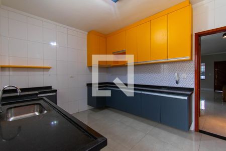 Casa à venda com 190m², 3 quartos e 2 vagasCozinha