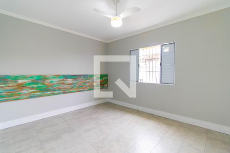 Casa à venda com 190m², 3 quartos e 2 vagasSuíte