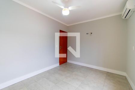 Casa à venda com 190m², 3 quartos e 2 vagasQuarto 1