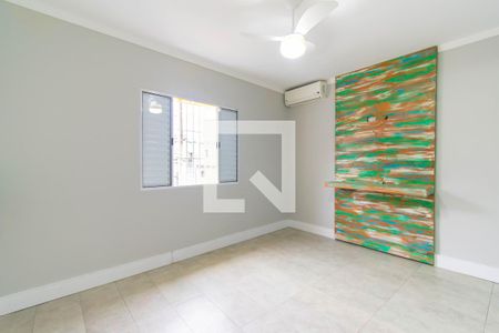 Casa à venda com 190m², 3 quartos e 2 vagasSuíte