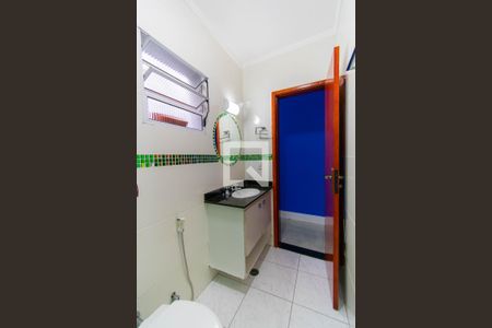 Casa à venda com 190m², 3 quartos e 2 vagasBanheiro Corredor