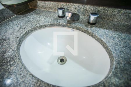 Apartamento à venda com 76m², 3 quartos e 1 vagaBanheiro 2