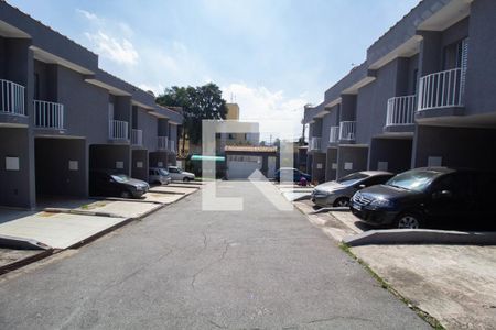 Casa de condomínio à venda com 70m², 2 quartos e 1 vaga Casa de condomínio à venda com 70m², 2 quartos e 1 vagaÁrea Externa
