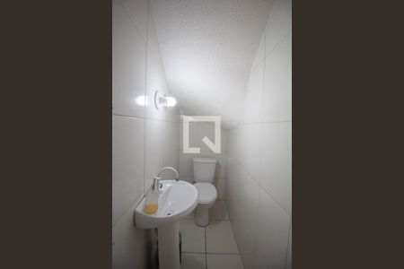 Casa de condomínio à venda com 70m², 2 quartos e 1 vaga Casa de condomínio à venda com 70m², 2 quartos e 1 vagaLavabo