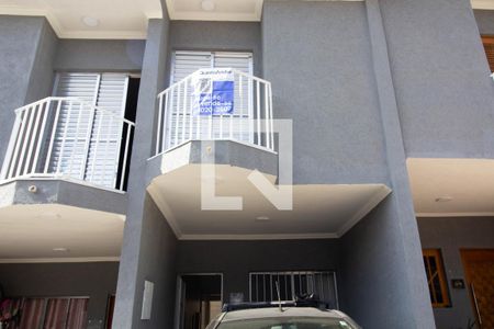 Casa de condomínio à venda com 70m², 2 quartos e 1 vaga Casa de condomínio à venda com 70m², 2 quartos e 1 vagaPlaca na Fachada
