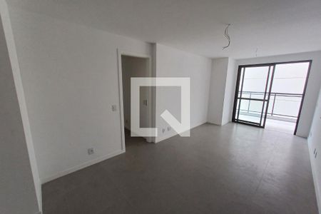 Apartamento para alugar com 85m², 2 quartos e 1 vaga Apartamento para alugar com 85m², 2 quartos e 1 vagaSala