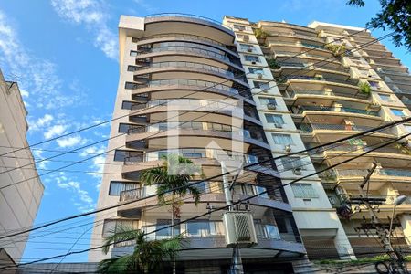 Apartamento para alugar com 85m², 2 quartos e 1 vaga Apartamento para alugar com 85m², 2 quartos e 1 vagaFachada