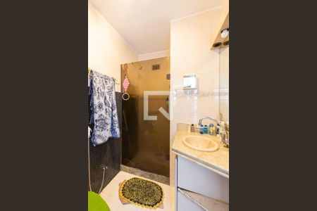 Banheiro de apartamento para alugar com 2 quartos, 55m² em Vila Isabel, Rio de Janeiro