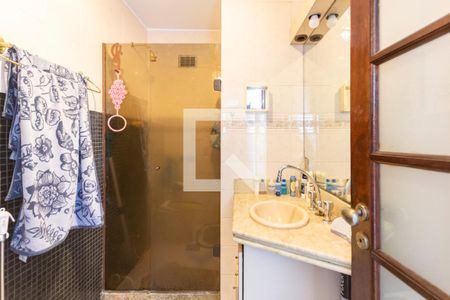 Apartamento para alugar com 55m², 2 quartos e sem vagaBanheiro