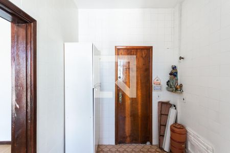 Apartamento para alugar com 55m², 2 quartos e sem vagaCozinha e Área de Serviço