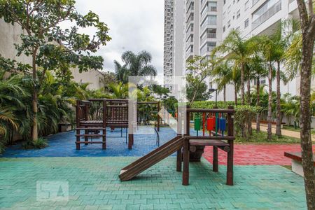 Condomínio - Playground  de apartamento para alugar com 2 quartos, 106m² em Tatuapé, São Paulo