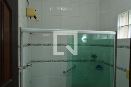 Casa à venda com 454m², 5 quartos e 2 vagasBanheiro de serviço