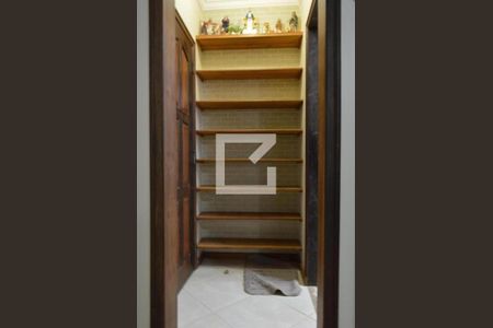 Casa à venda com 454m², 5 quartos e 2 vagasSuíte