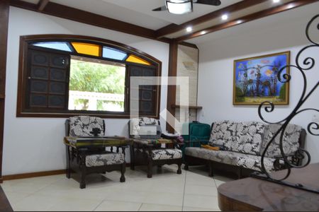 Sala  de casa à venda com 5 quartos, 454m² em Curicica, Rio de Janeiro