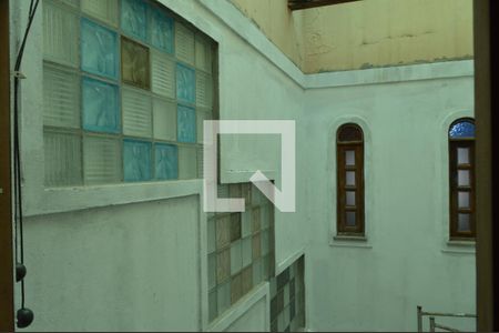 Casa à venda com 454m², 5 quartos e 2 vagasEscada - Casa 2 