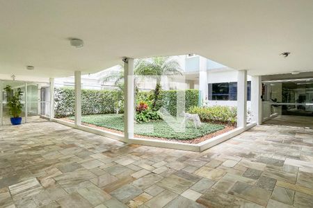 Apartamento à venda com 107m², 3 quartos e sem vagaÁrea externa 