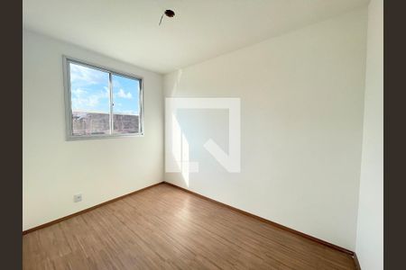 Quarto de apartamento à venda com 2 quartos, 52m² em Santa Rosa, Belo Horizonte
