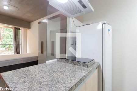 Cozinha studio de kitnet/studio para alugar com 1 quarto, 26m² em Vila Indiana, São Paulo