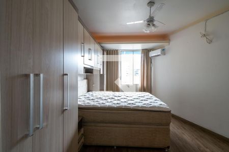Sala/Quarto de apartamento à venda com 1 quarto, 28m² em Farroupilha, Porto Alegre