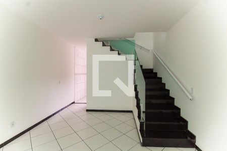 Sala de casa para alugar com 3 quartos, 164m² em Vila Carolina, São Paulo