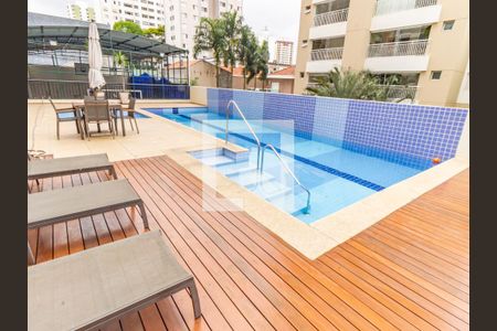 Apartamento à venda com 85m², 3 quartos e 2 vagas Apartamento à venda com 85m², 3 quartos e 2 vagasÁrea comum - Piscina