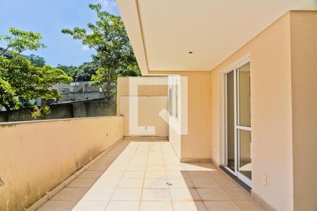 Apartamento à venda com 161m², 4 quartos e 2 vagasVaranda