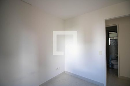 Quarto 1 de apartamento para alugar com 3 quartos, 78m² em Vila Suzana, São Paulo