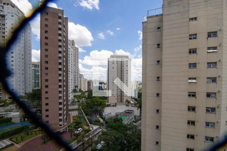 Vista Quarto 1 de apartamento para alugar com 3 quartos, 78m² em Vila Suzana, São Paulo