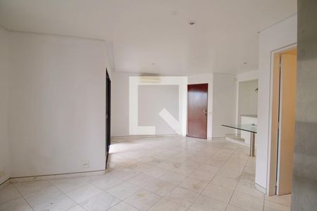 Sala  de apartamento para alugar com 3 quartos, 78m² em Vila Suzana, São Paulo