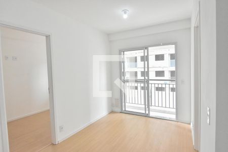 Sala de apartamento para alugar com 2 quartos, 40m² em Jardim Piqueroby, São Paulo