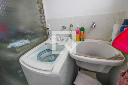 Apartamento para alugar com 54m², 2 quartos e 1 vaga Apartamento para alugar com 54m², 2 quartos e 1 vagaCozinha e Área de Serviço