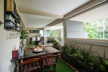 Apartamento à venda com 182m², 3 quartos e 3 vagasVaranda da Sala