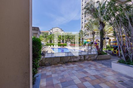 Apartamento à venda com 83m², 2 quartos e 2 vagas Apartamento à venda com 83m², 2 quartos e 2 vagasÁrea Comum Piscina