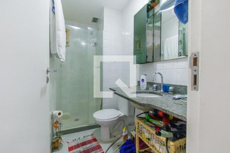 Apartamento à venda com 83m², 2 quartos e 2 vagas Apartamento à venda com 83m², 2 quartos e 2 vagasBanheiro Suíte 1