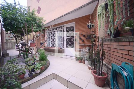 Casa à venda com 120m², 3 quartos e 3 vagas Casa à venda com 120m², 3 quartos e 3 vagasEntrada