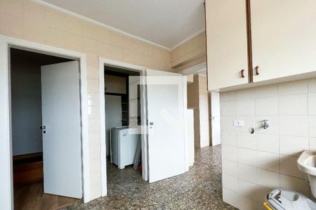 Apartamento para alugar com 260m², 3 quartos e 4 vagasÁrea de Serviço